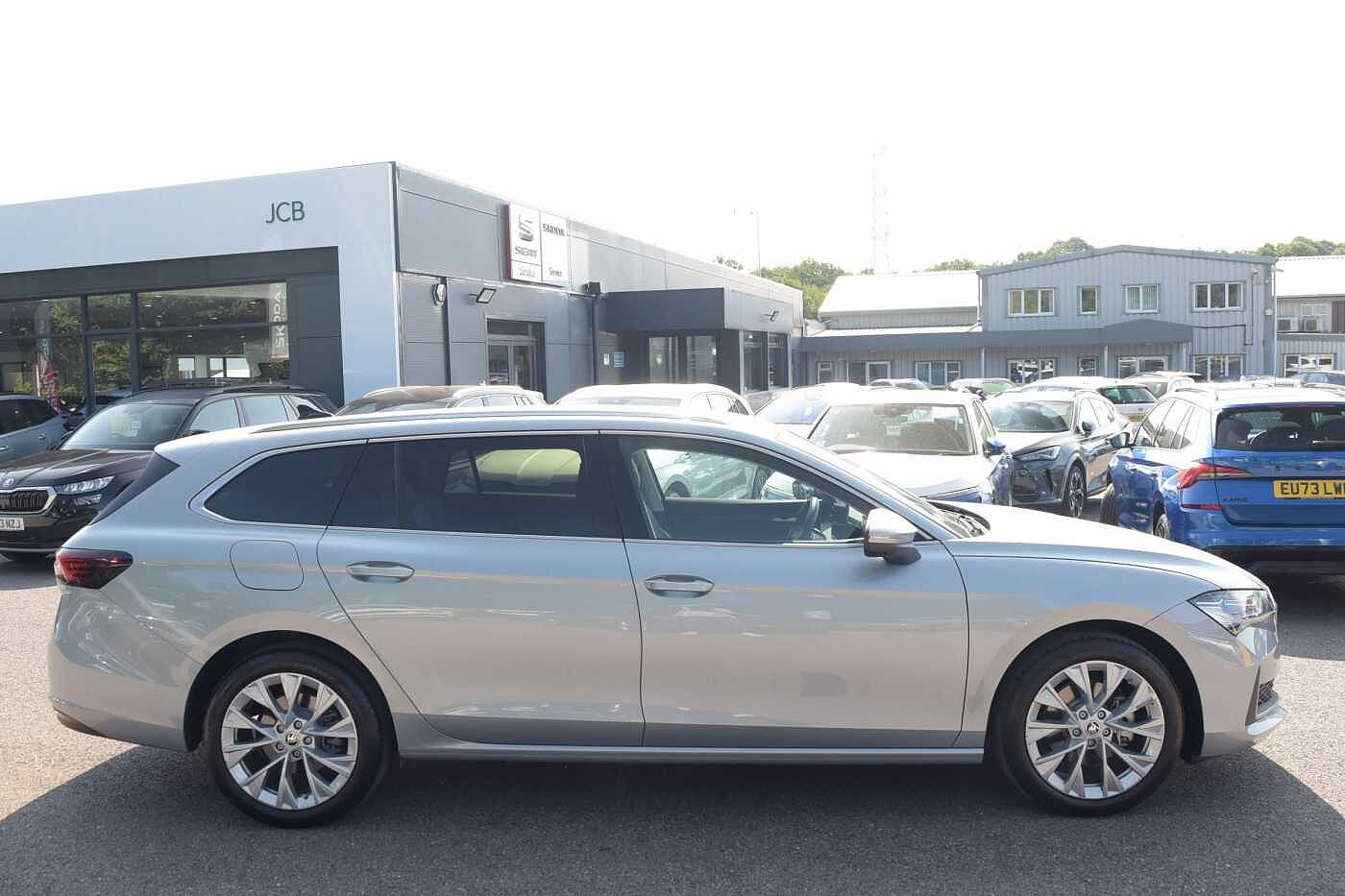 Used Skoda Superb 2025 for sale - 76679775: Photo 4