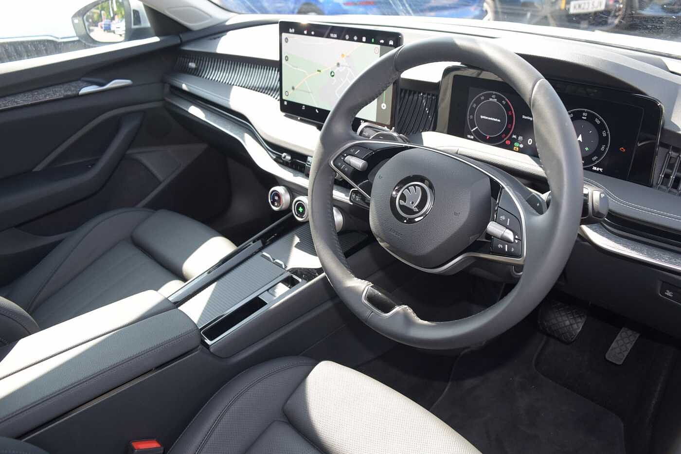 Used Skoda Superb 2025 for sale - 76679775: Photo 6