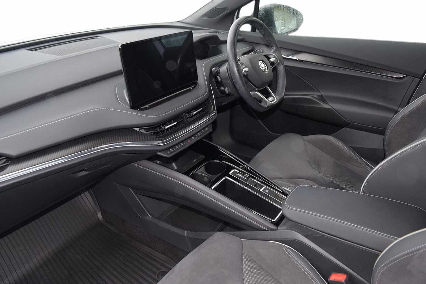 Used Skoda Enyaq 2024 for sale - 76677629: Photo 2