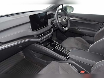 Used Skoda Enyaq 2024 for sale - 76677629: Photo