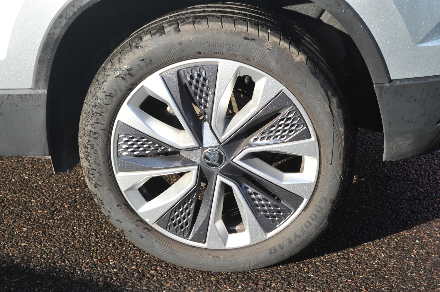 Used Skoda Karoq 2024 for sale - 77898984: Photo 5