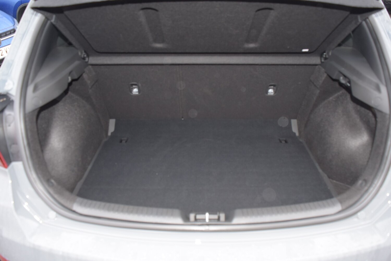 Used Hyundai i30 2023 for sale - 77706233: Photo 10