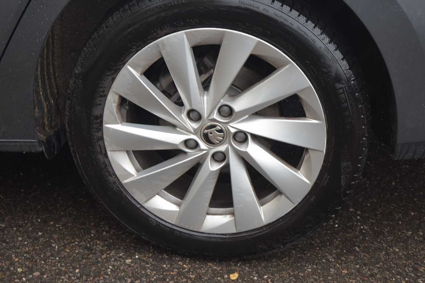 Used Skoda Octavia 2024 for sale - 76968787: Photo 5