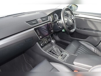 Used Skoda Superb 2021 for sale - 77480072: Photo