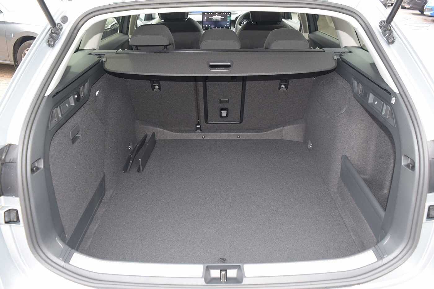 Used Skoda Superb 2024 for sale - 76676837: Photo 10