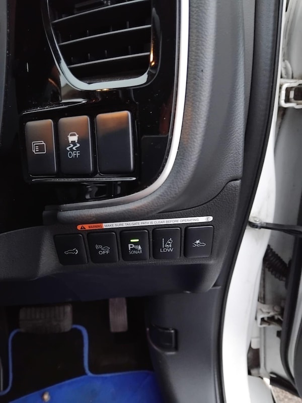 Used Mitsubishi Outlander 2015 for sale - 76283145: Photo 15