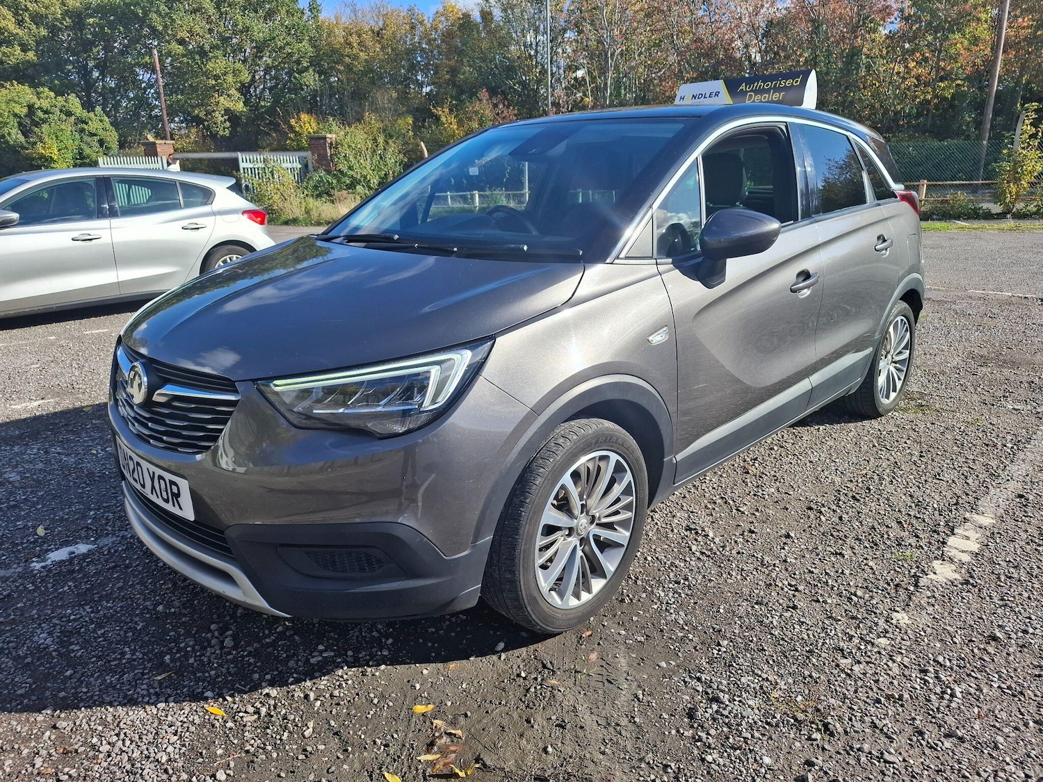 Used Vauxhall Crossland X 2020 for sale - 76348859: Photo 1