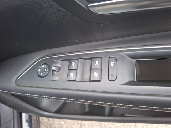 Used Peugeot 3008 2018 for sale - 76314621: Photo 13
