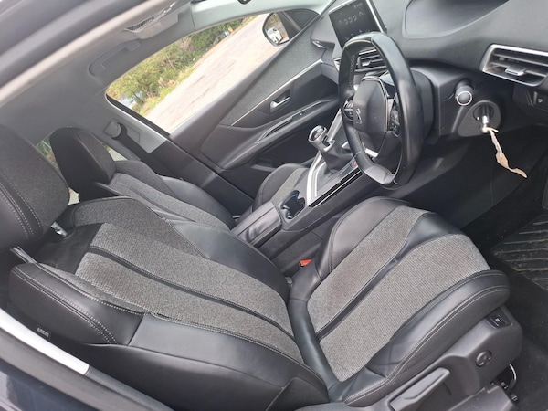 Used Peugeot 3008 2018 for sale - 76314621: Photo 15