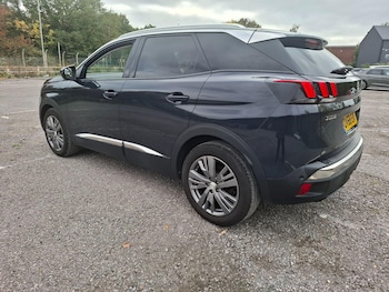 Used Peugeot 3008 2018 for sale - 76314621: Photo 4