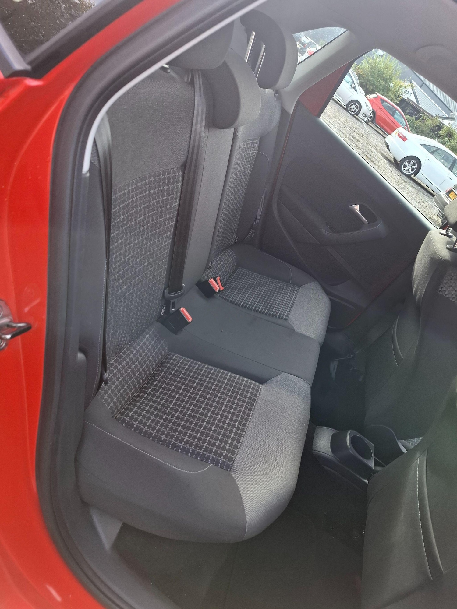 Used Volkswagen Polo 2016 for sale - 76388057: Photo 20