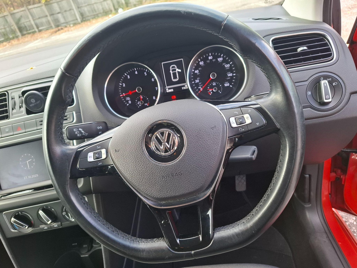 Used Volkswagen Polo 2016 for sale - 76388057: Photo 24