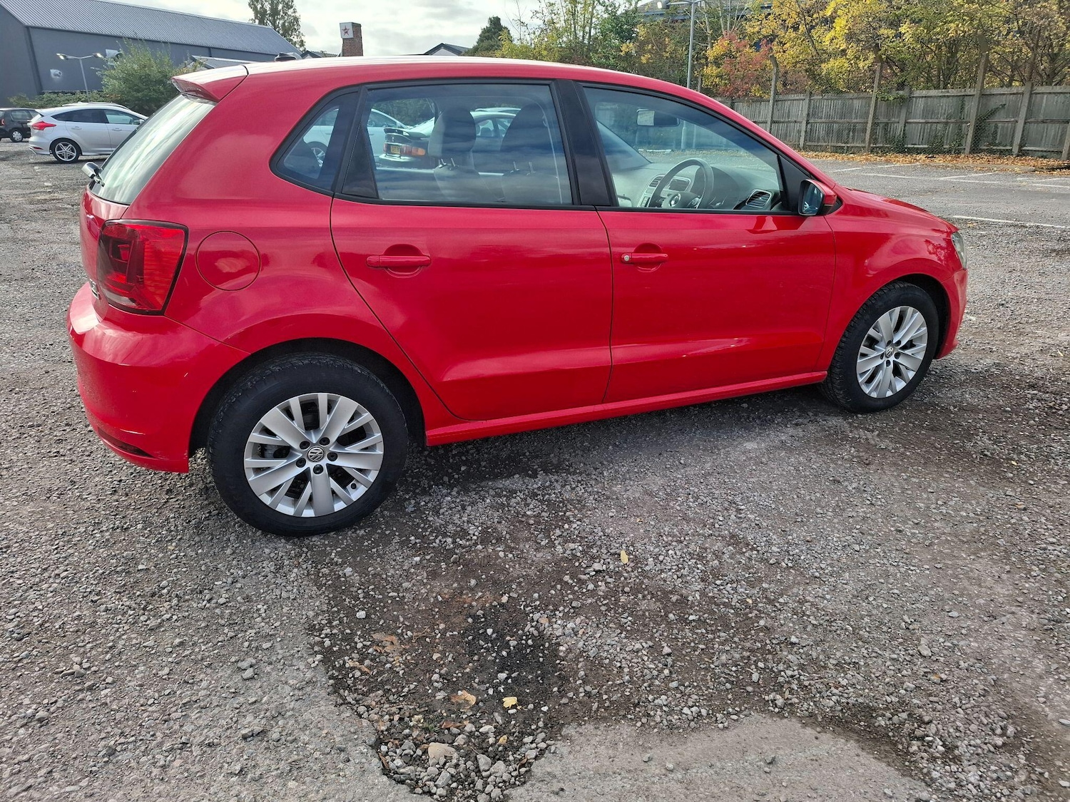 Used Volkswagen Polo 2016 for sale - 76388057: Photo 9