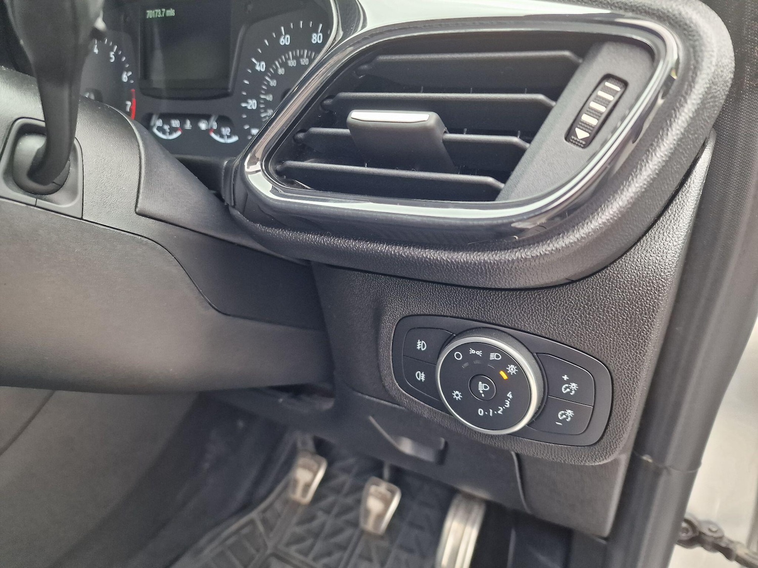 Vehicle 28