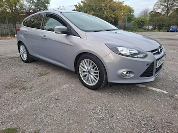 2013 (13) - 1.6 Zetec Euro 5 5dr