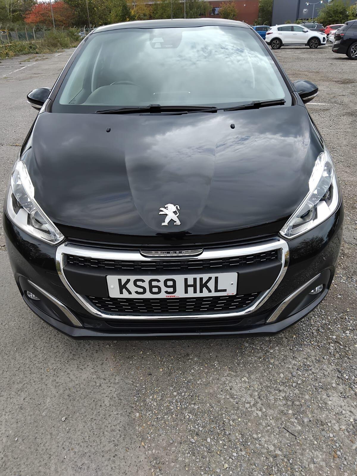 Used Peugeot 208 2019 for sale - 76408754: Photo 2
