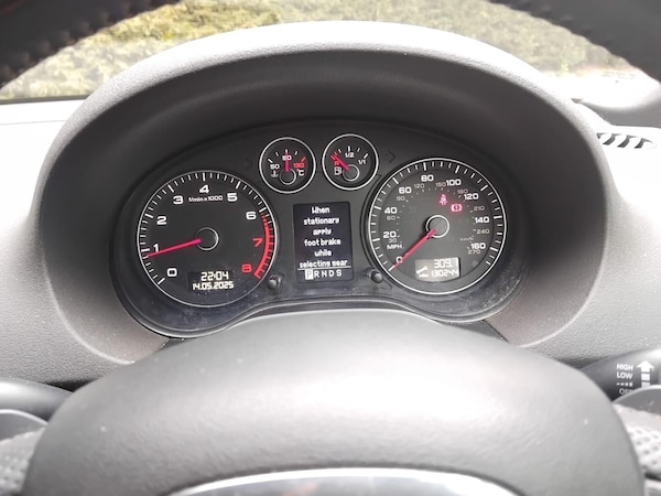 Used Audi A3 Cabriolet 2009 for sale - 76318027: Photo 11
