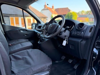 Used Renault Trafic 2020 for sale - 79425865: Photo