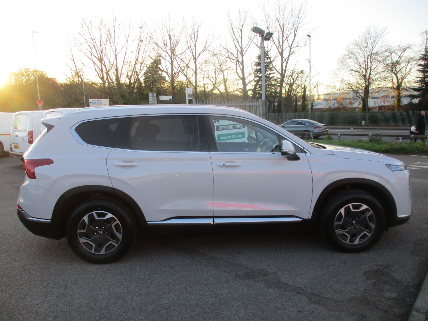 Used Hyundai Santa Fe 2023 for sale - 76641222: Photo 3