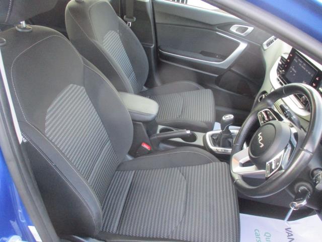 Used Kia XCeed 2023 for sale - 76979819: Photo 12