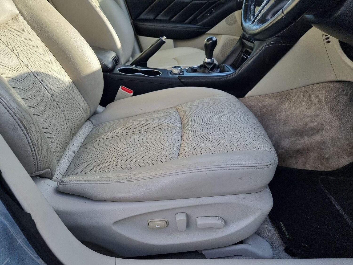 Used Infiniti Q50 2014 for sale - 78070452: Photo 25