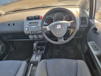 Used Honda Jazz 2004 for sale - 79205399: Photo