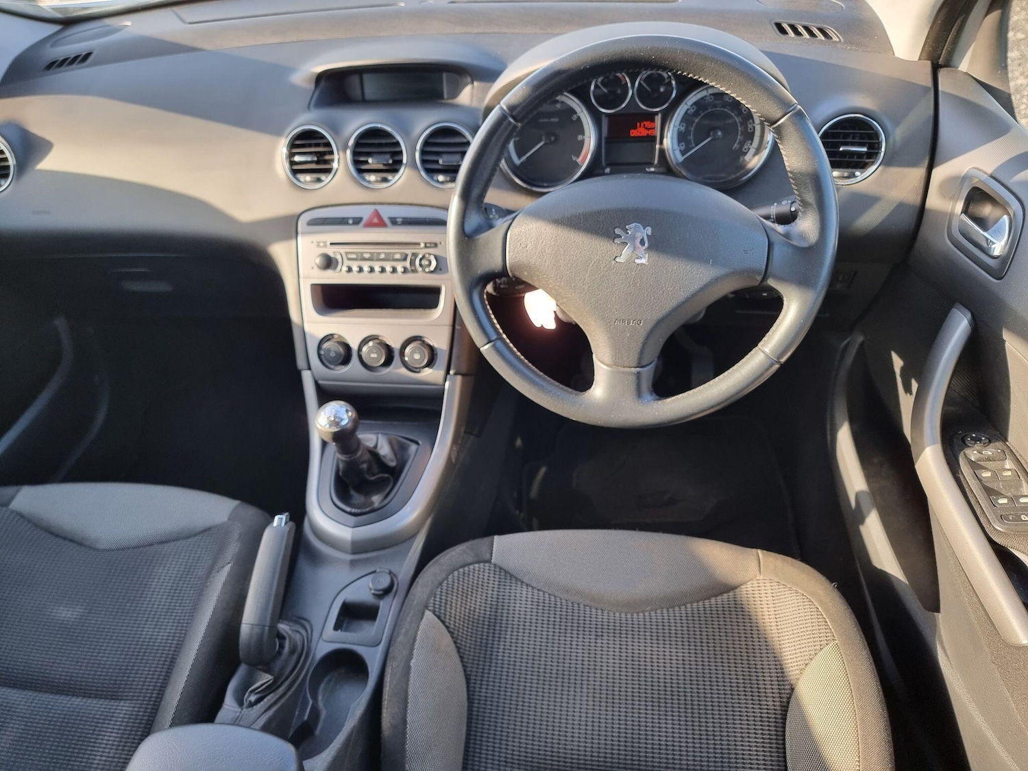 Used Peugeot 308 2010 for sale - 78070419: Photo 10