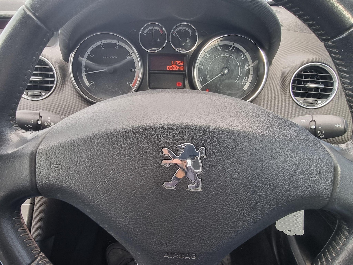 Used Peugeot 308 2010 for sale - 78070419: Photo 11