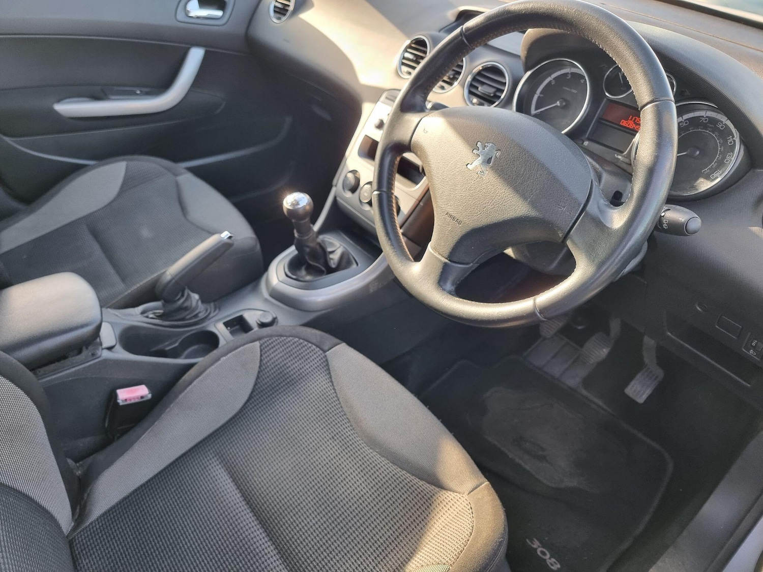 Used Peugeot 308 2010 for sale - 78070419: Photo 12