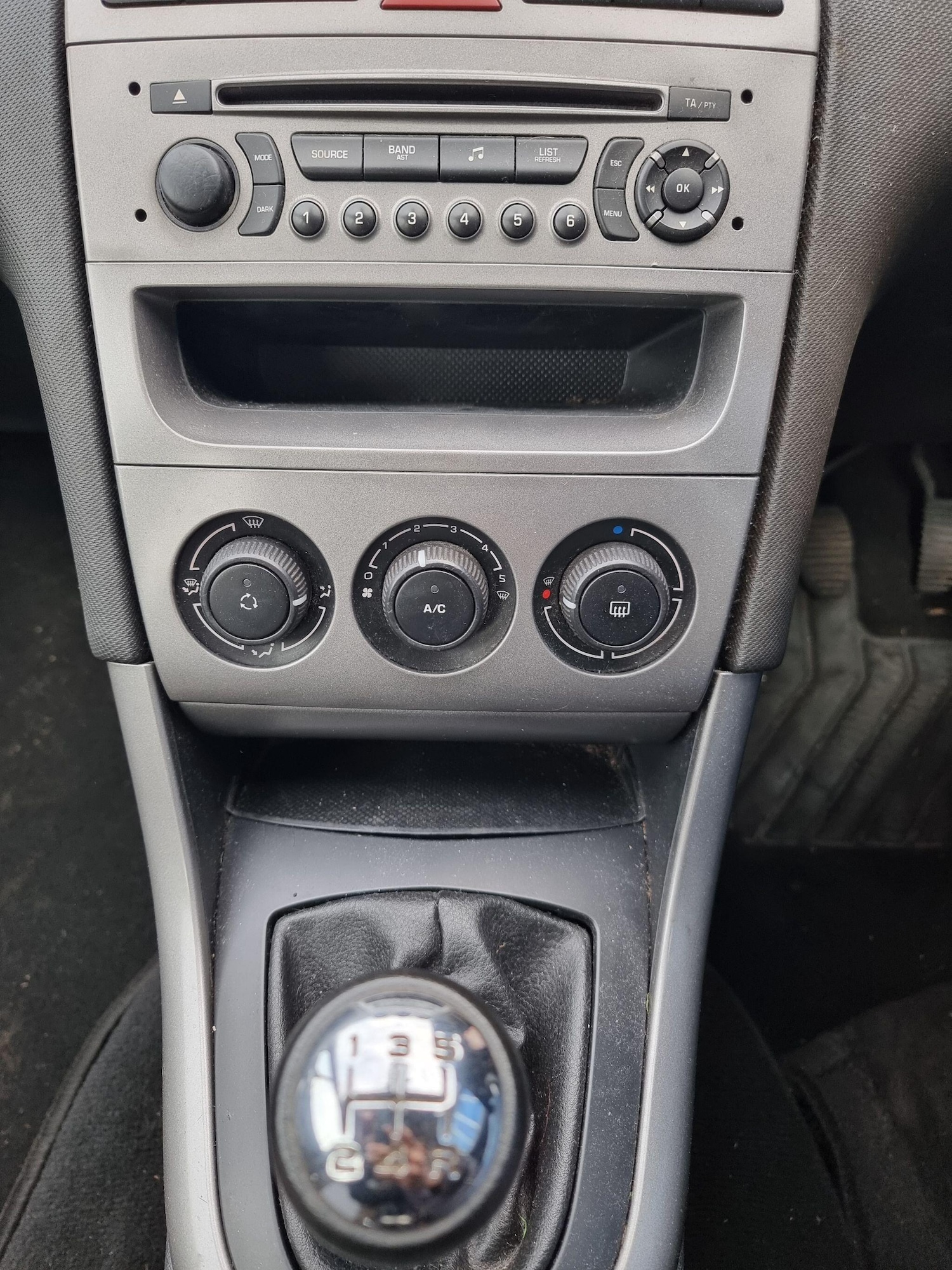 Used Peugeot 308 2010 for sale - 78070419: Photo 16