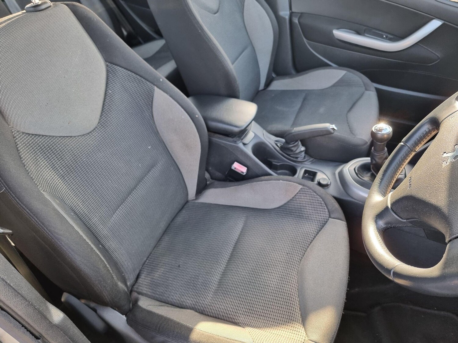 Used Peugeot 308 2010 for sale - 78070419: Photo 19