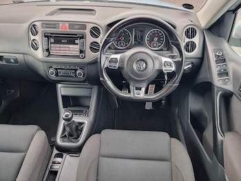 Used Volkswagen Tiguan 2010 for sale - 78502612: Photo