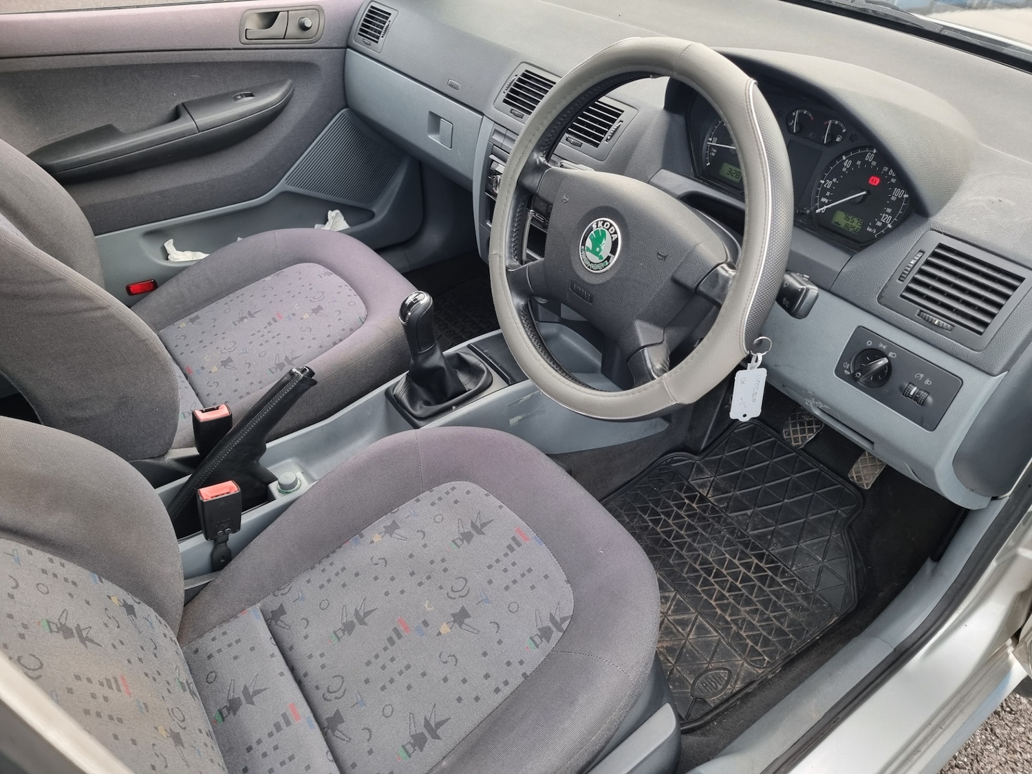 Used Skoda Fabia 2002 for sale - 78061073: Photo 10