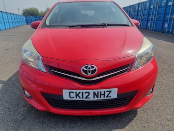 Used Toyota Yaris 2012 for sale - 79290330: Photo