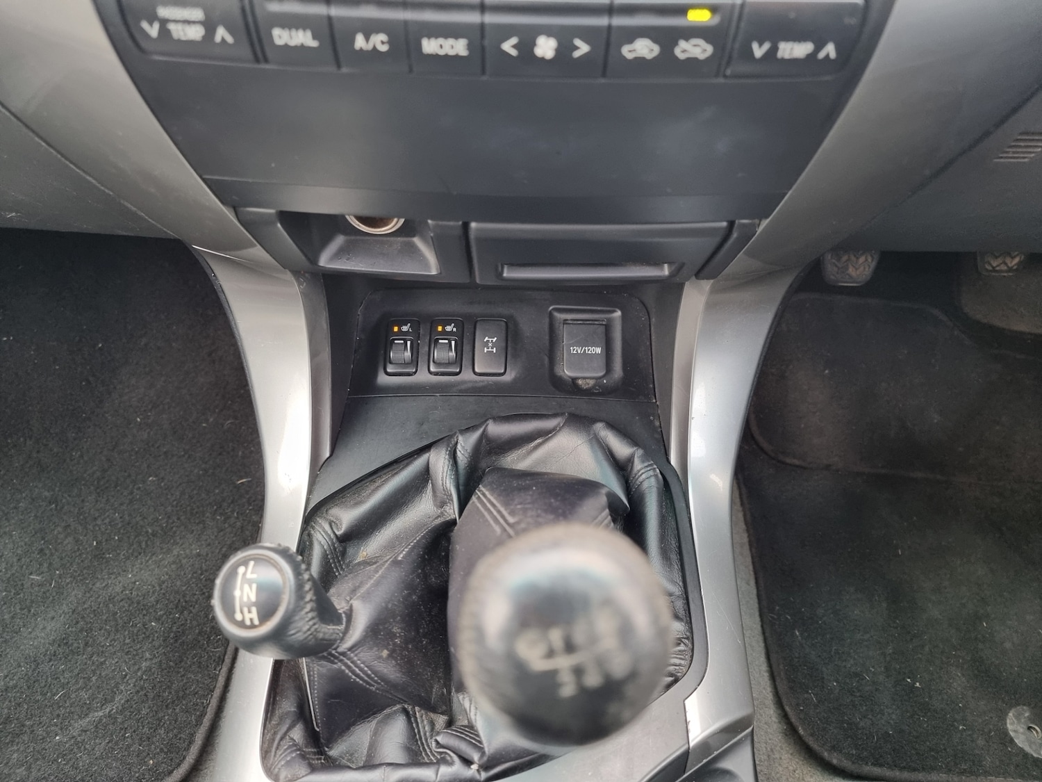 Used Toyota Land Cruiser 2006 for sale - 78043408: Photo 13