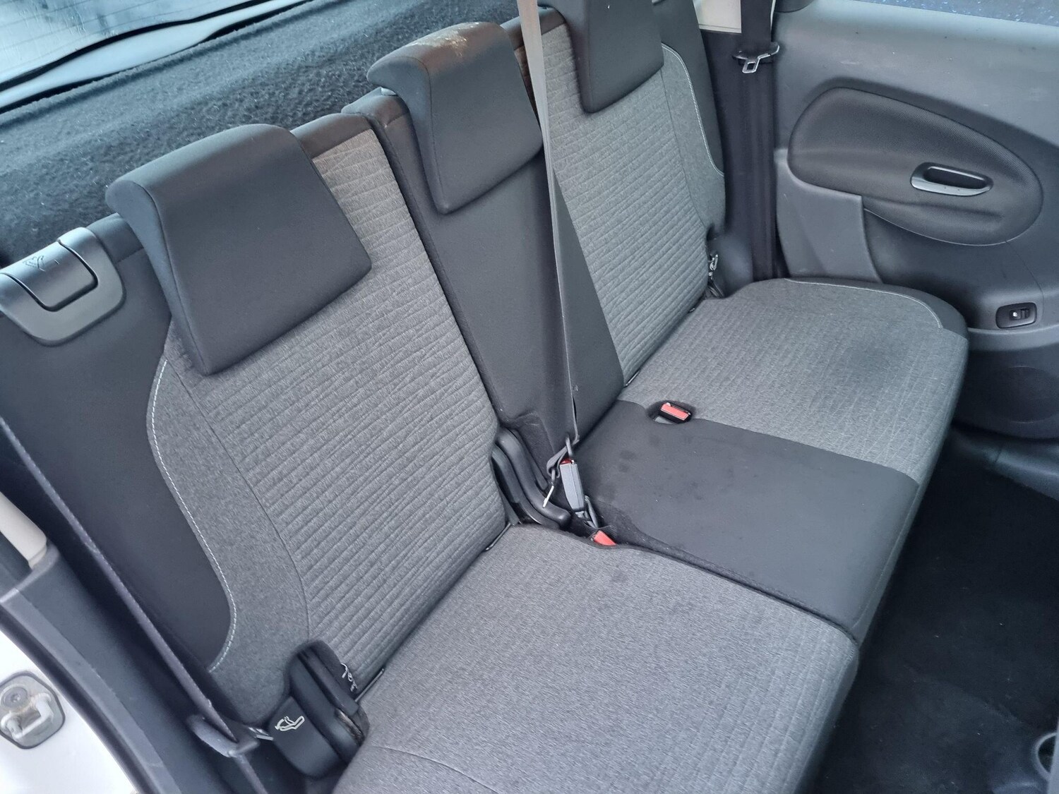 Used Citroen C3 Picasso 2017 for sale - 78070442: Photo 26