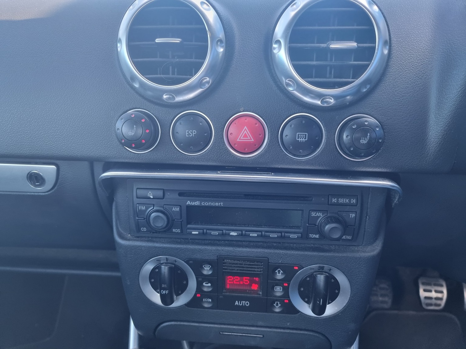 Used Audi TT 2006 for sale - 78155359: Photo 17