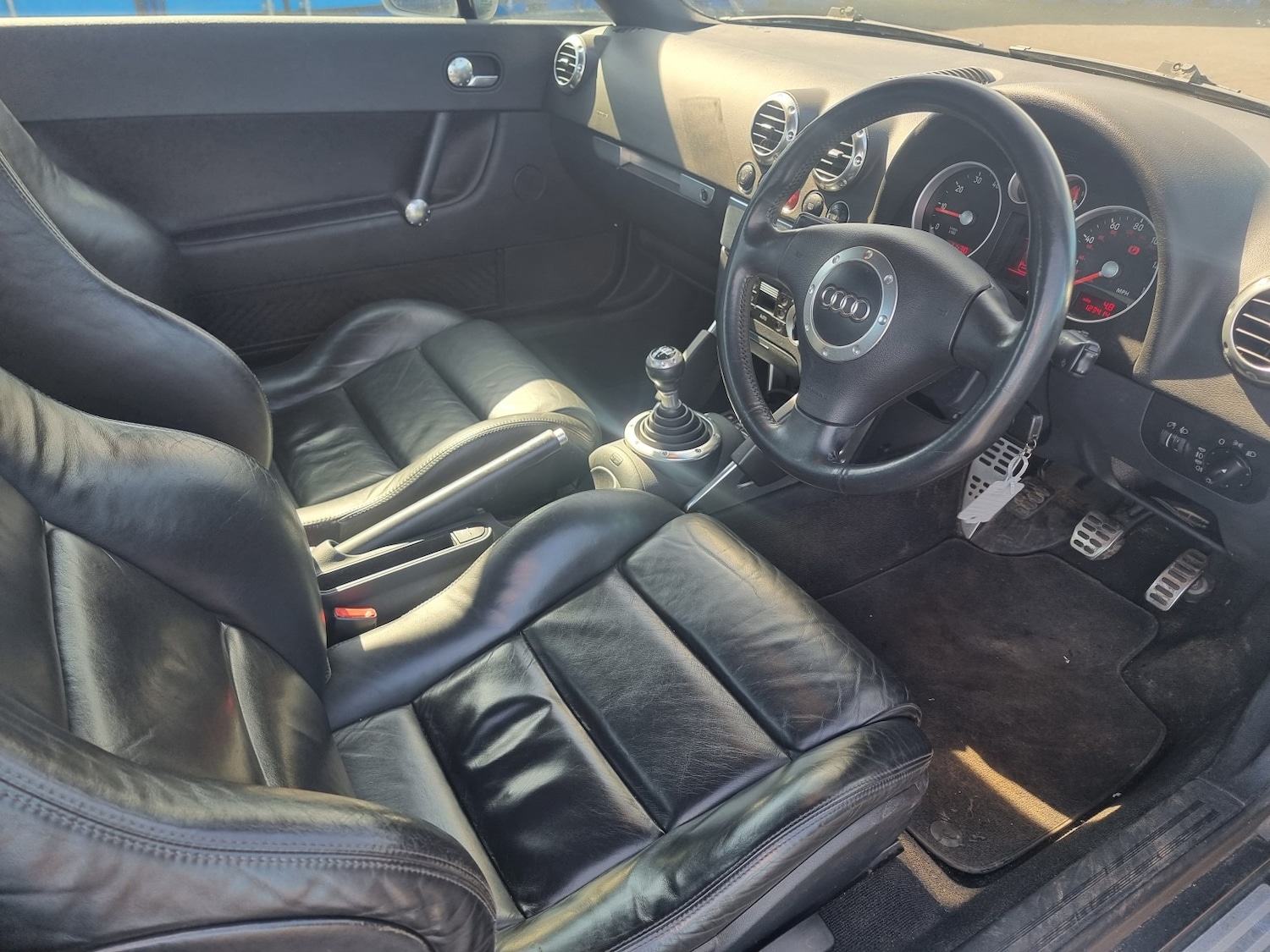 Used Audi TT 2006 for sale - 78155359: Photo 2