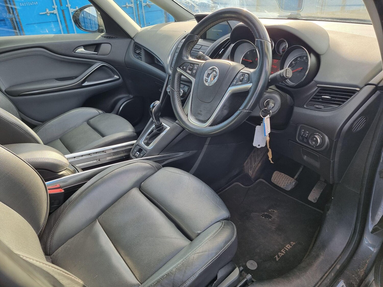 Used Vauxhall Zafira Tourer 2012 for sale - 78070451: Photo 11