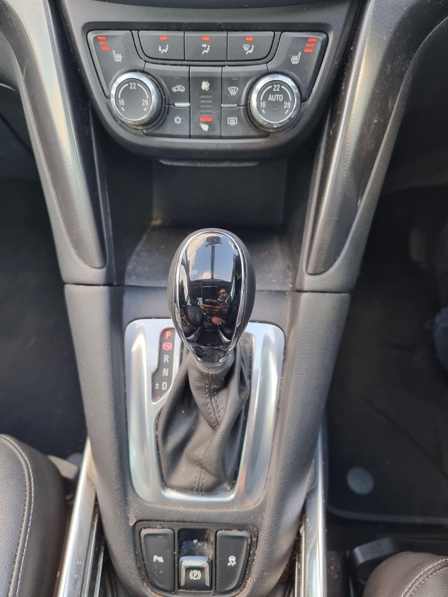 Used Vauxhall Zafira Tourer 2012 for sale - 78070451: Photo 14