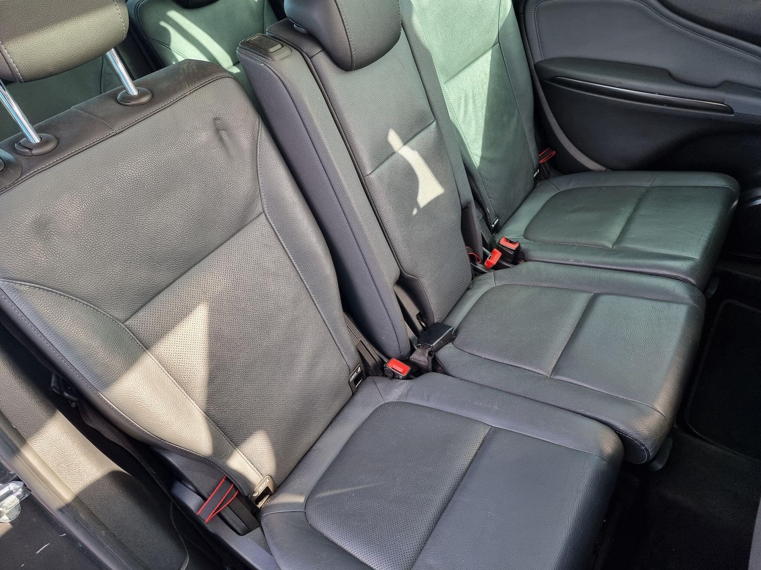 Used Vauxhall Zafira Tourer 2012 for sale - 78070451: Photo 22