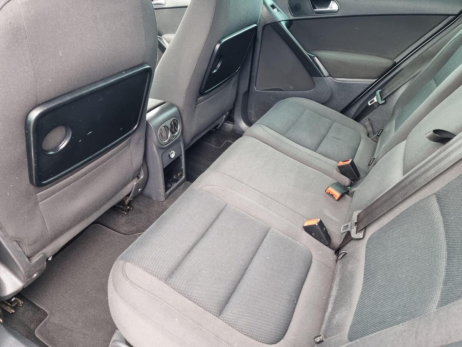 Used Volkswagen Tiguan 2010 for sale - 78070413: Photo 21