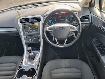 Used Ford Mondeo 2015 for sale - 78787949: Photo