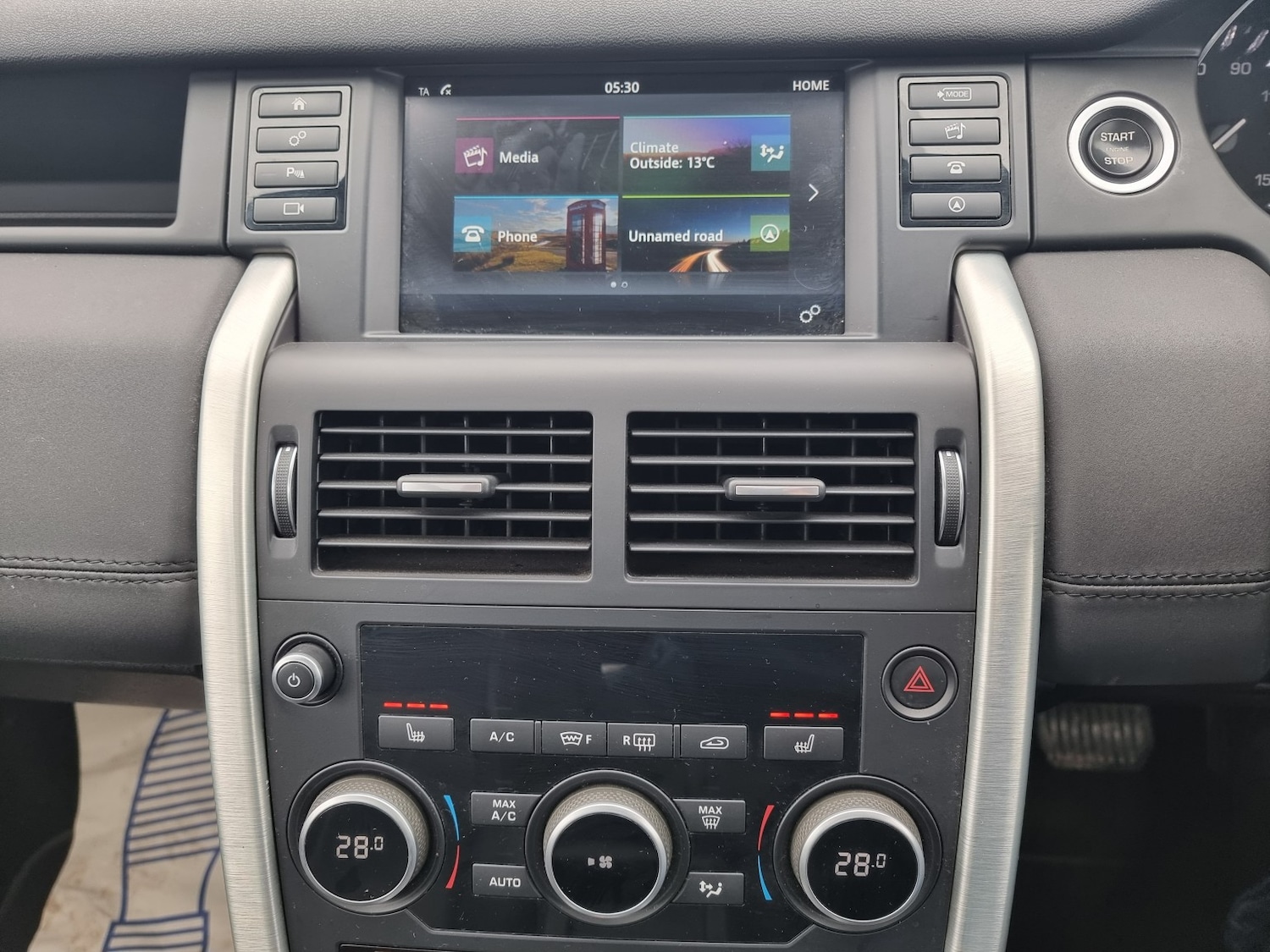 Used Land Rover Discovery Sport 2016 for sale - 78131586: Photo 13