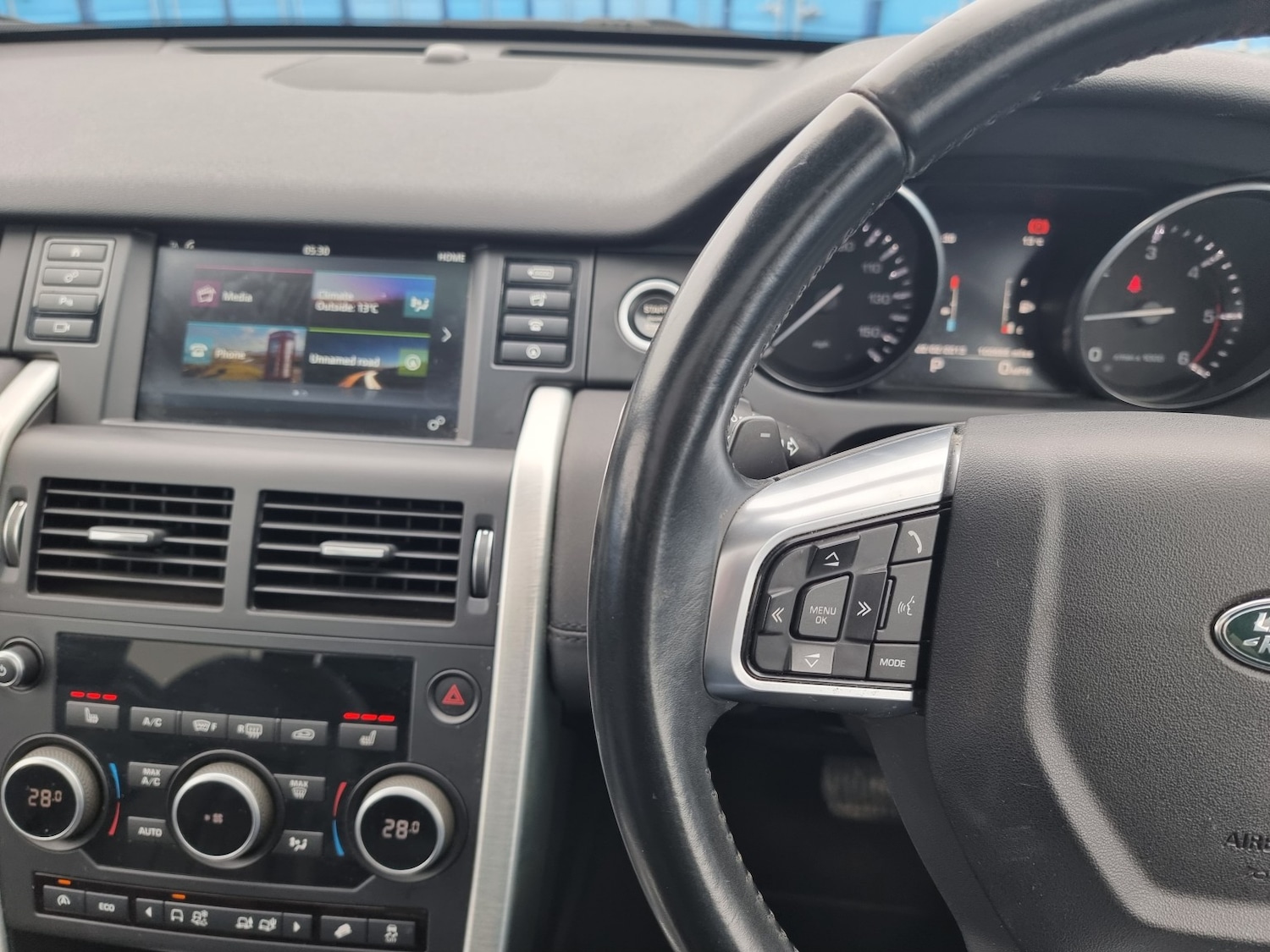 Used Land Rover Discovery Sport 2016 for sale - 78131586: Photo 15