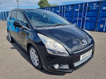 Used Peugeot 5008 2013 for sale - 79228537: Photo