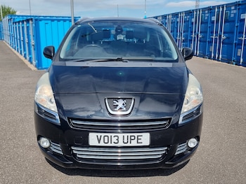 Used Peugeot 5008 2013 for sale - 79228537: Photo