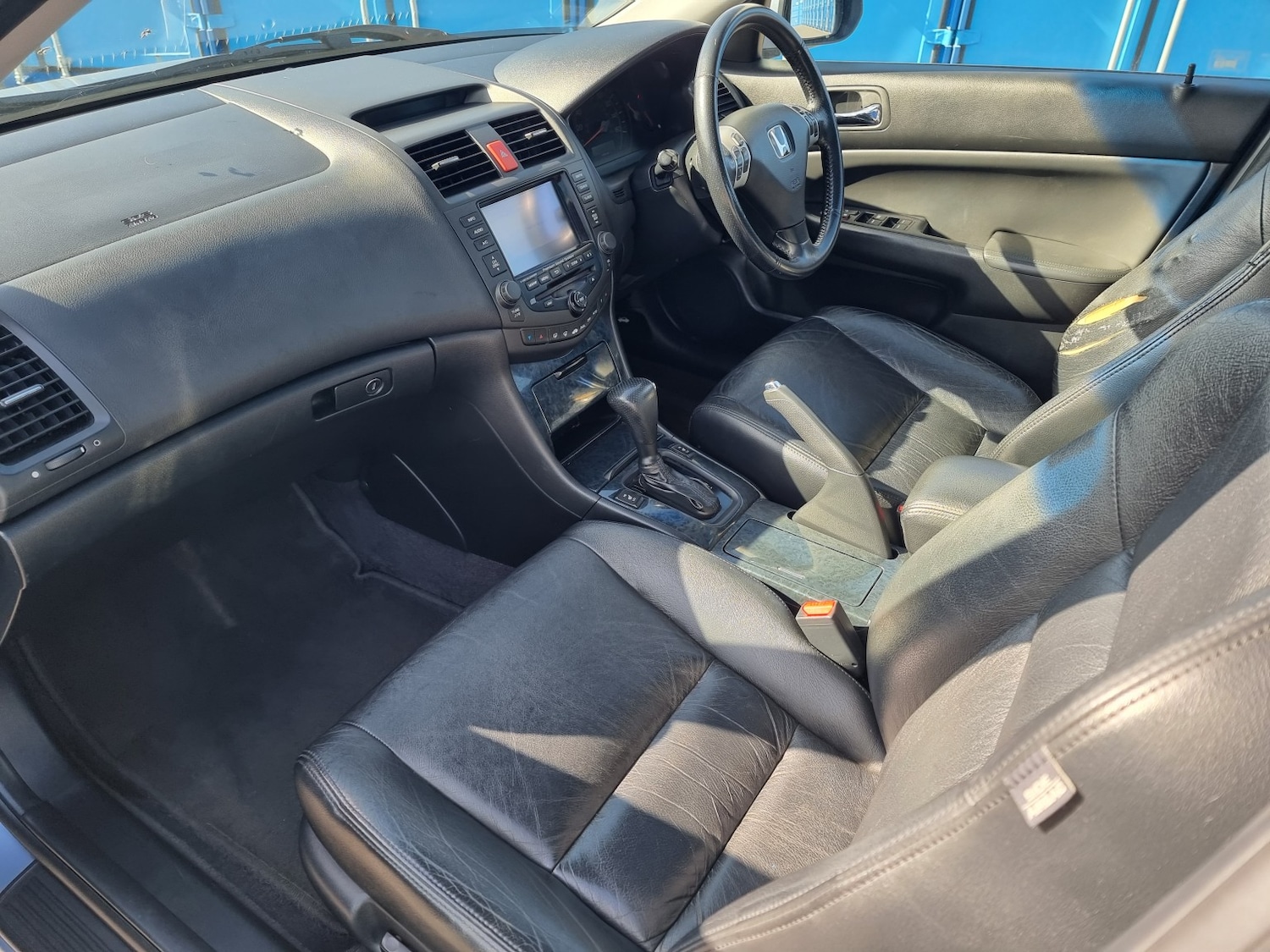 Used Honda Accord 2004 for sale - 78077822: Photo 18