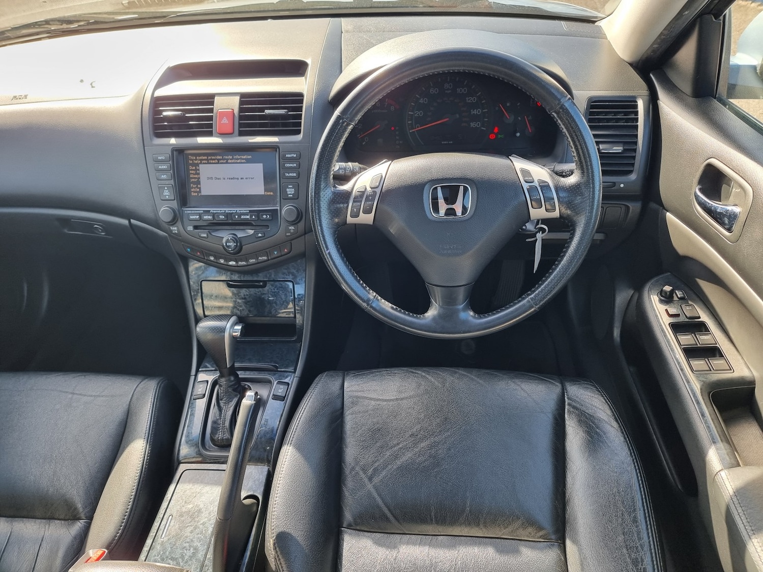 Used Honda Accord 2004 for sale - 78077822: Photo 2