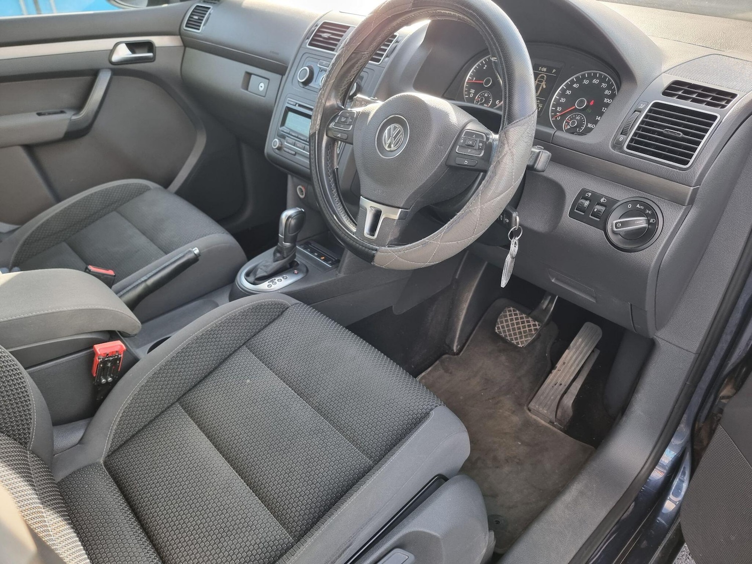 Used Volkswagen Touran 2014 for sale - 78070449: Photo 10